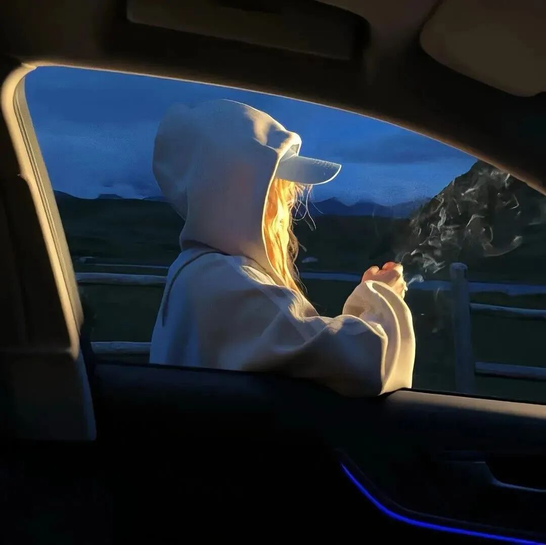 氛围感不露脸女生头像
