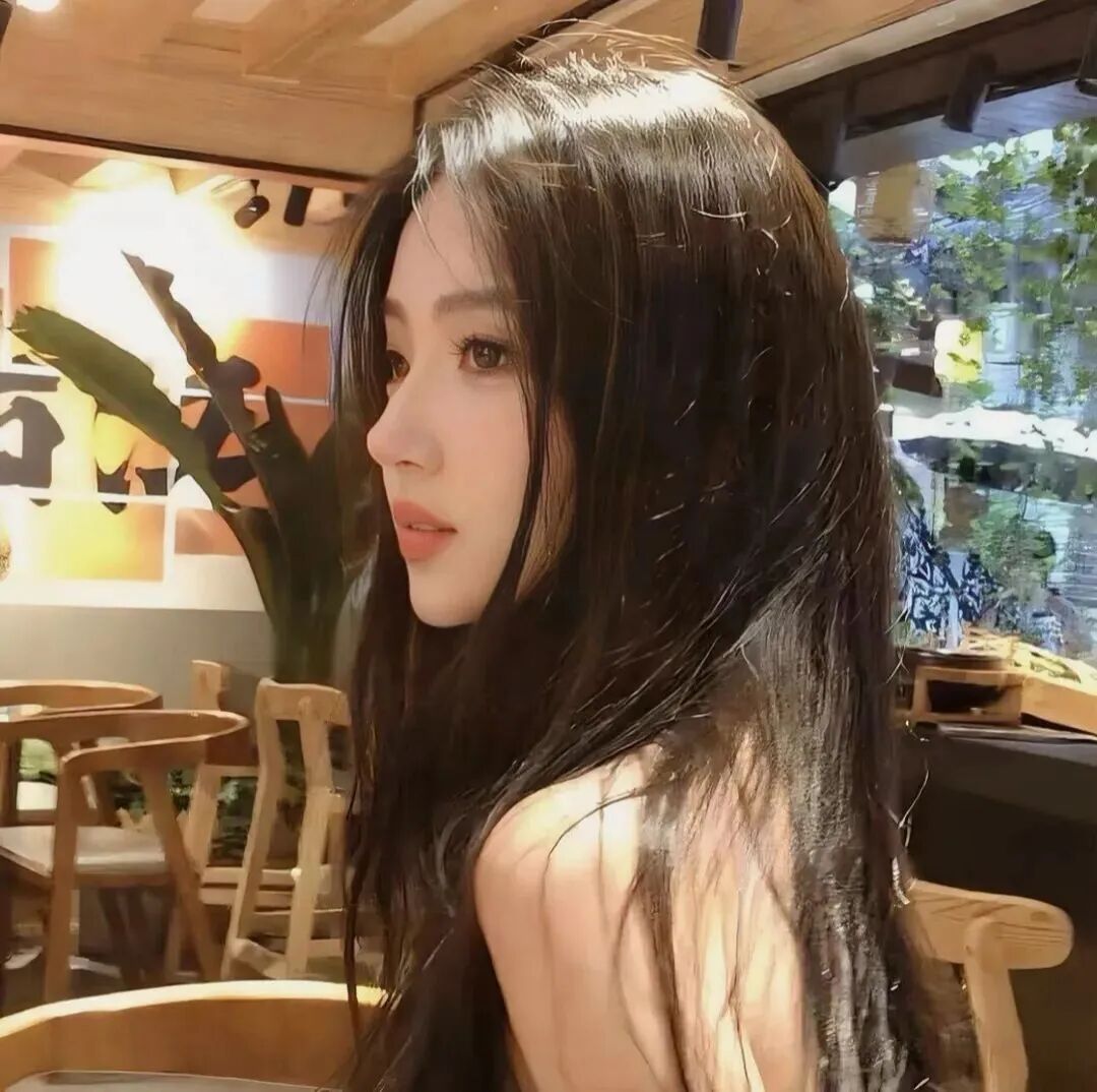 huxieyantoulancaizhouyu真人单人情侣头像