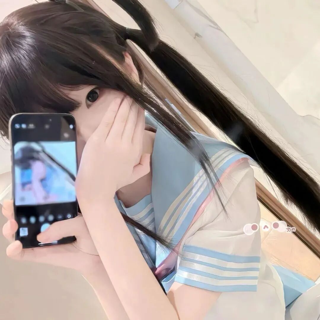 自拍手机少萝女生头像