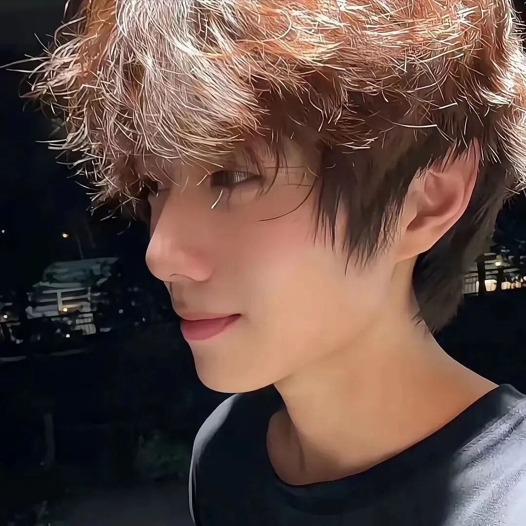 个性侧脸男生头像