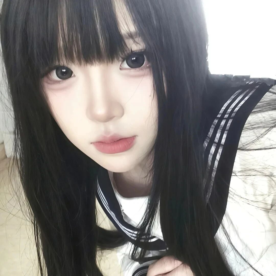 怼脸少萝女生头像