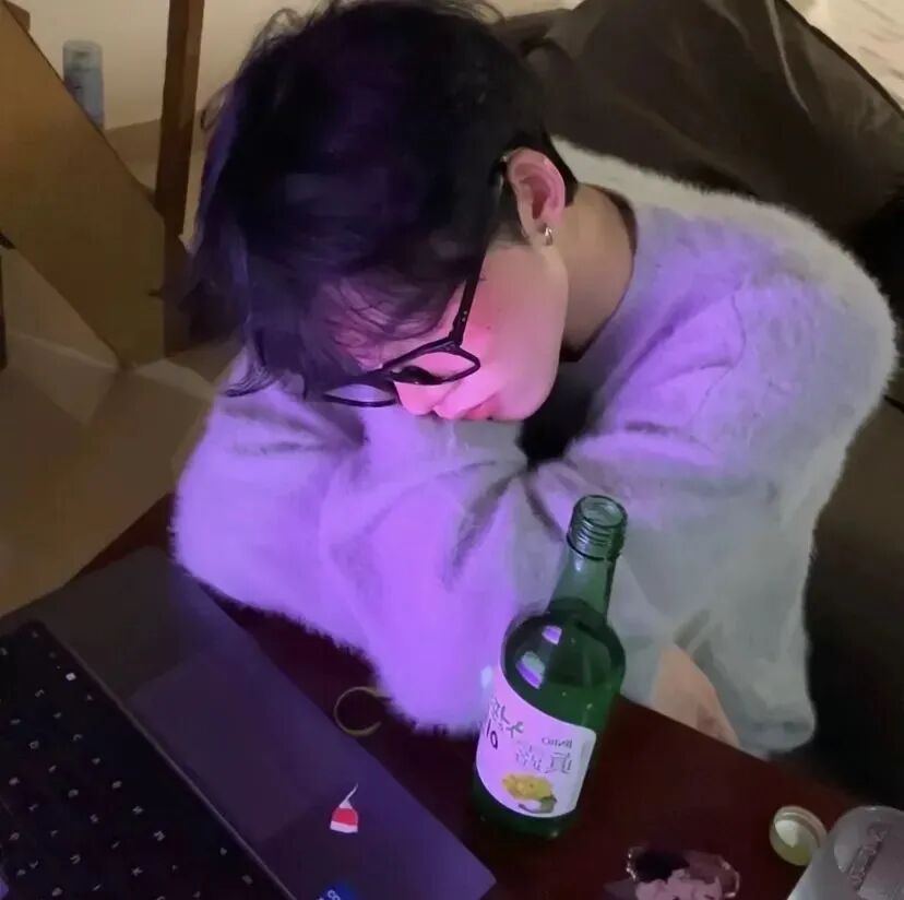 办公小众男生头像