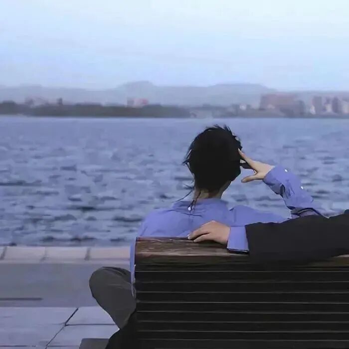 haibianlzheklianren氛围感海边真人情侣头像