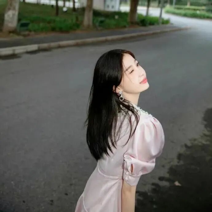 虞书欣头像女生头像侧脸头像