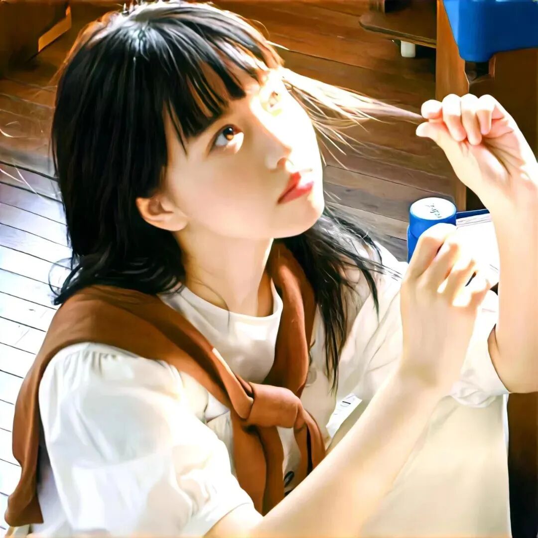 小清新女生头像侧脸头像