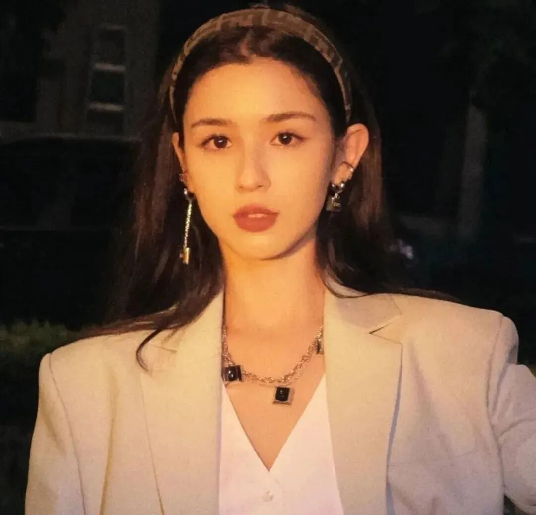 哈妮克孜头像氛围感女生头像二人闺蜜头像真人闺蜜头像氛围感头像