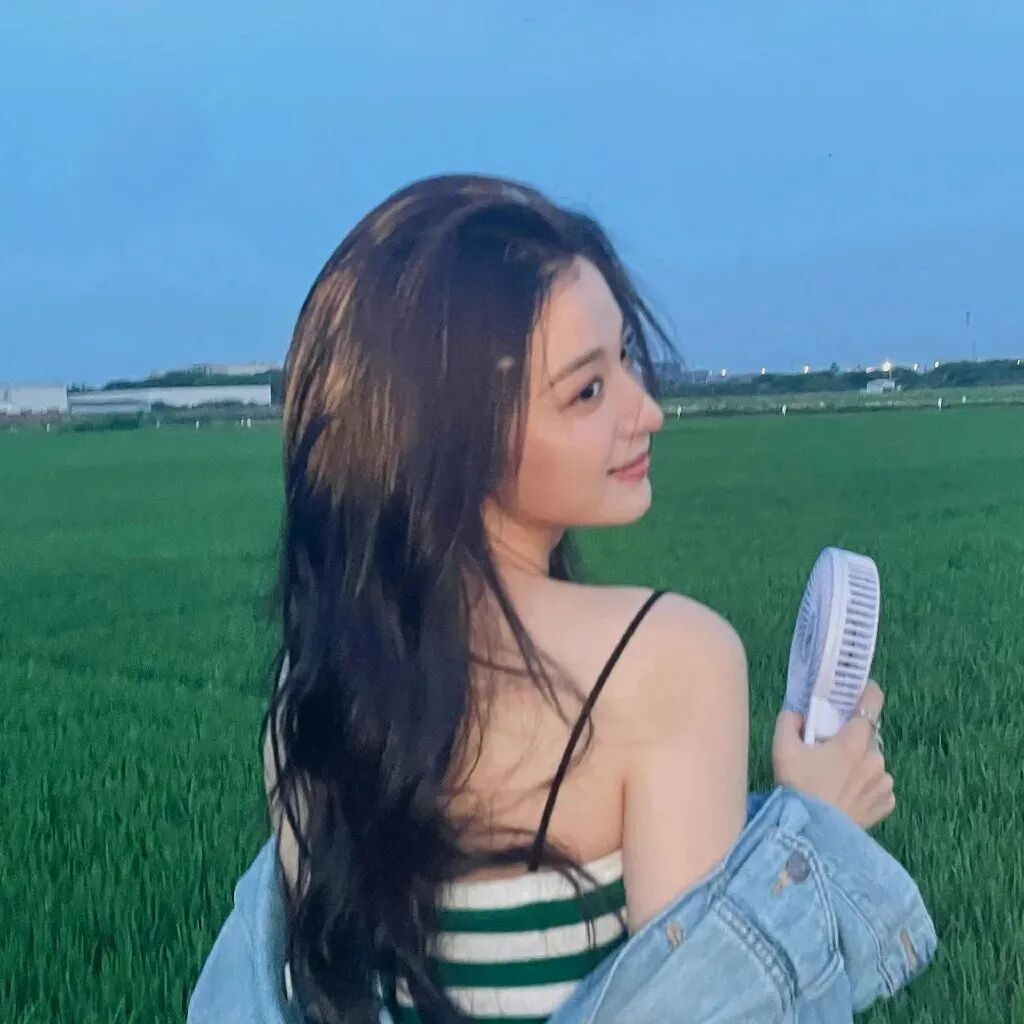 小清新女生头像侧脸女生头像