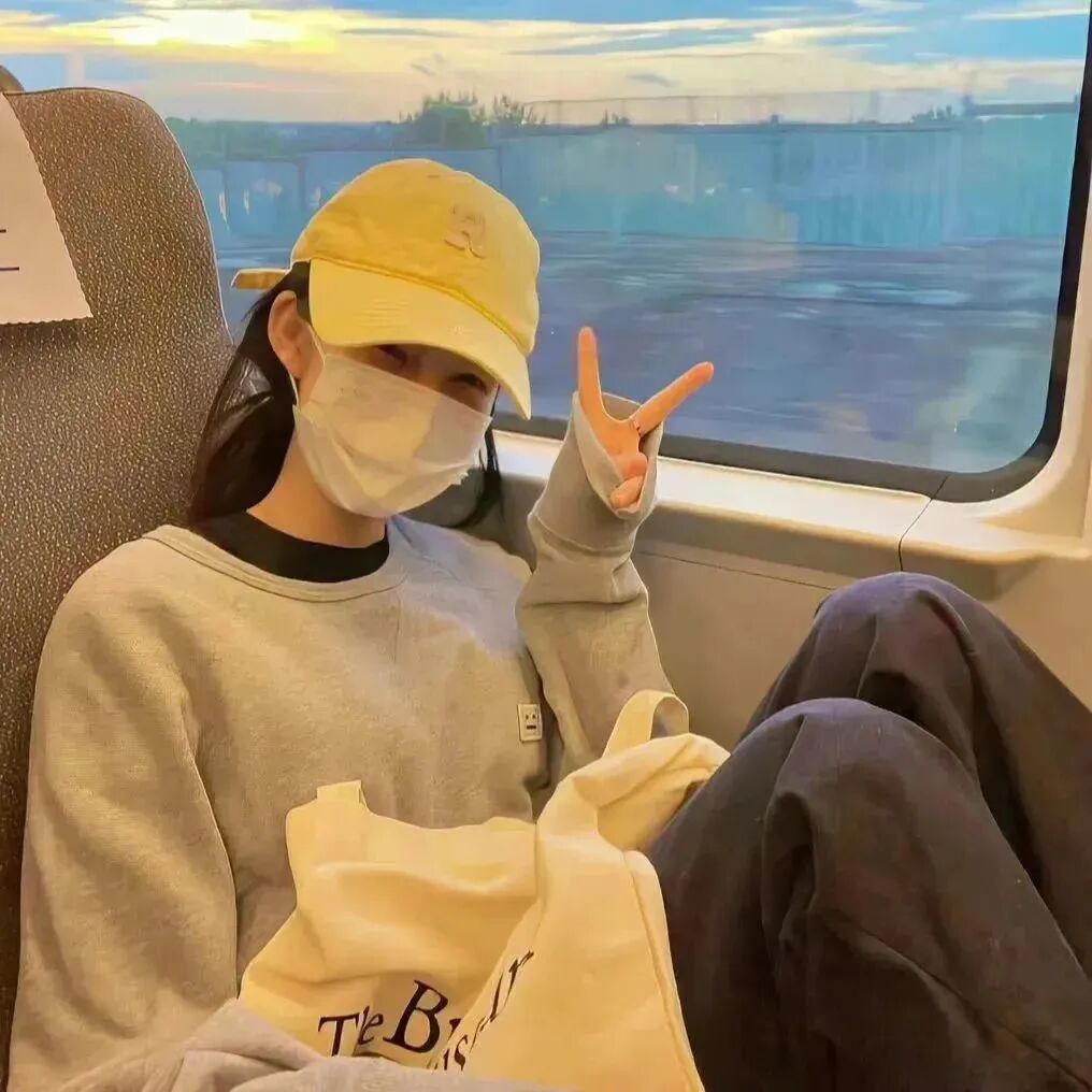 不露脸女生头像不露脸头像