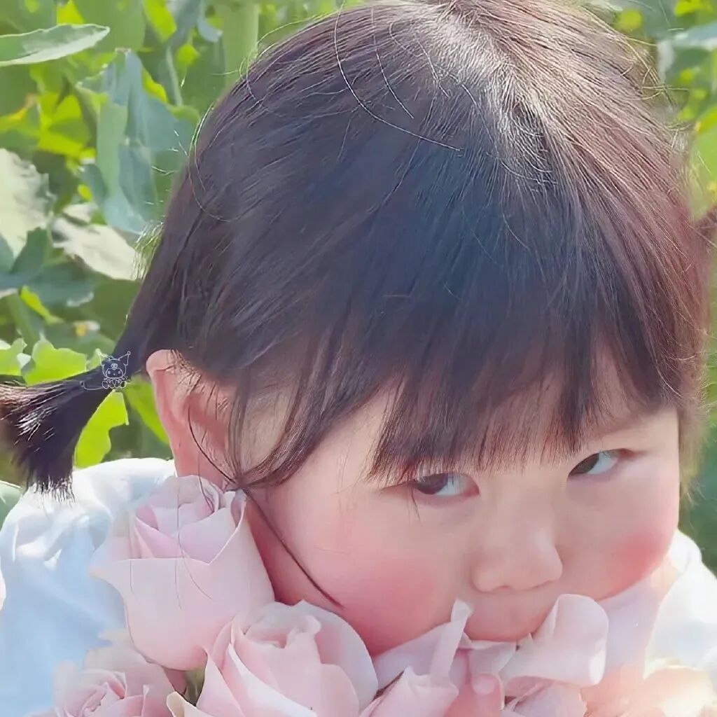 瑶一瑶头像可爱萌娃头像小女孩头像鲜花头像