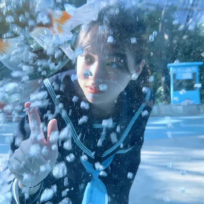 氛围感女生头像下雪头像冬天头像