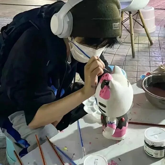 男生头像不露脸头像