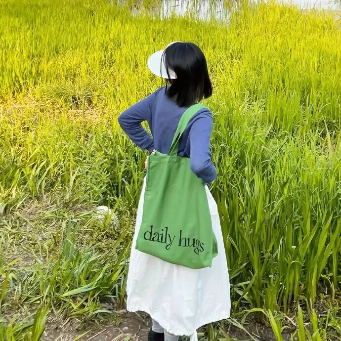 小清新女生头像侧脸女生头像