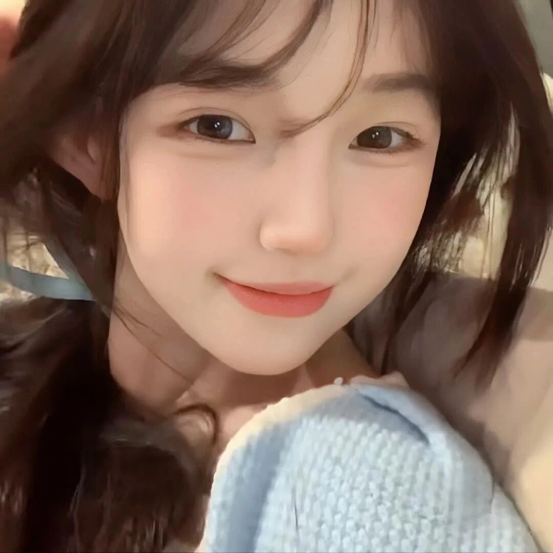 爱笑甜妹女生头像