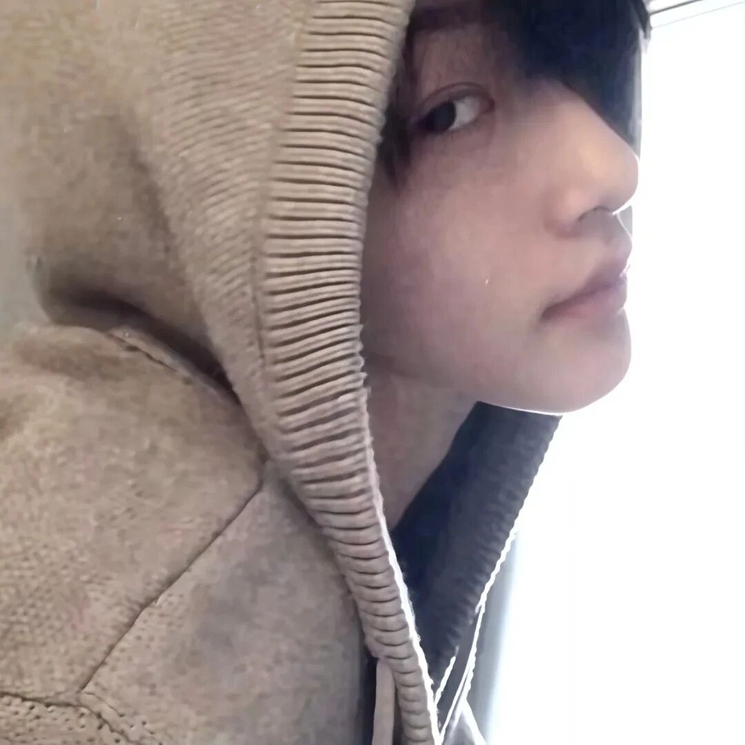 个性侧脸男生头像