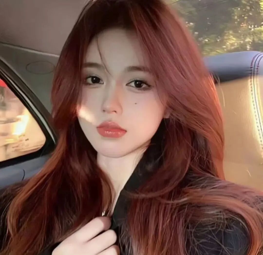 车内小众女生头像