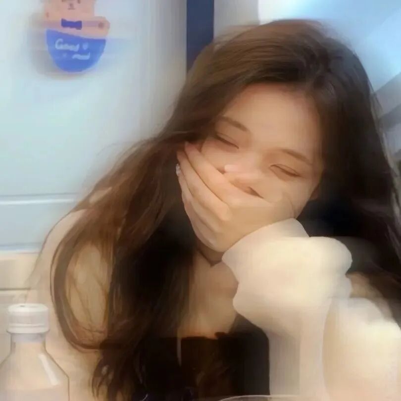 氛围感女生头像朦胧感女生头像