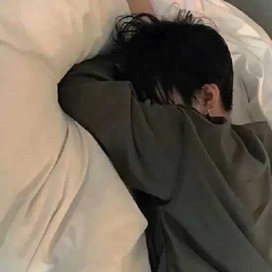 不露脸男生头像