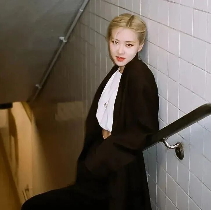 rose头像女生头像