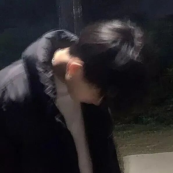 不露脸男生头像