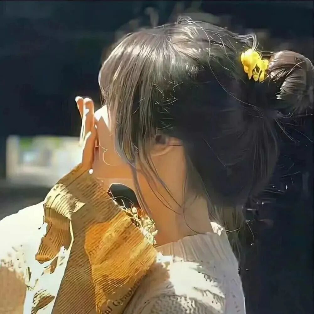 可爱女生头像侧脸女生头像