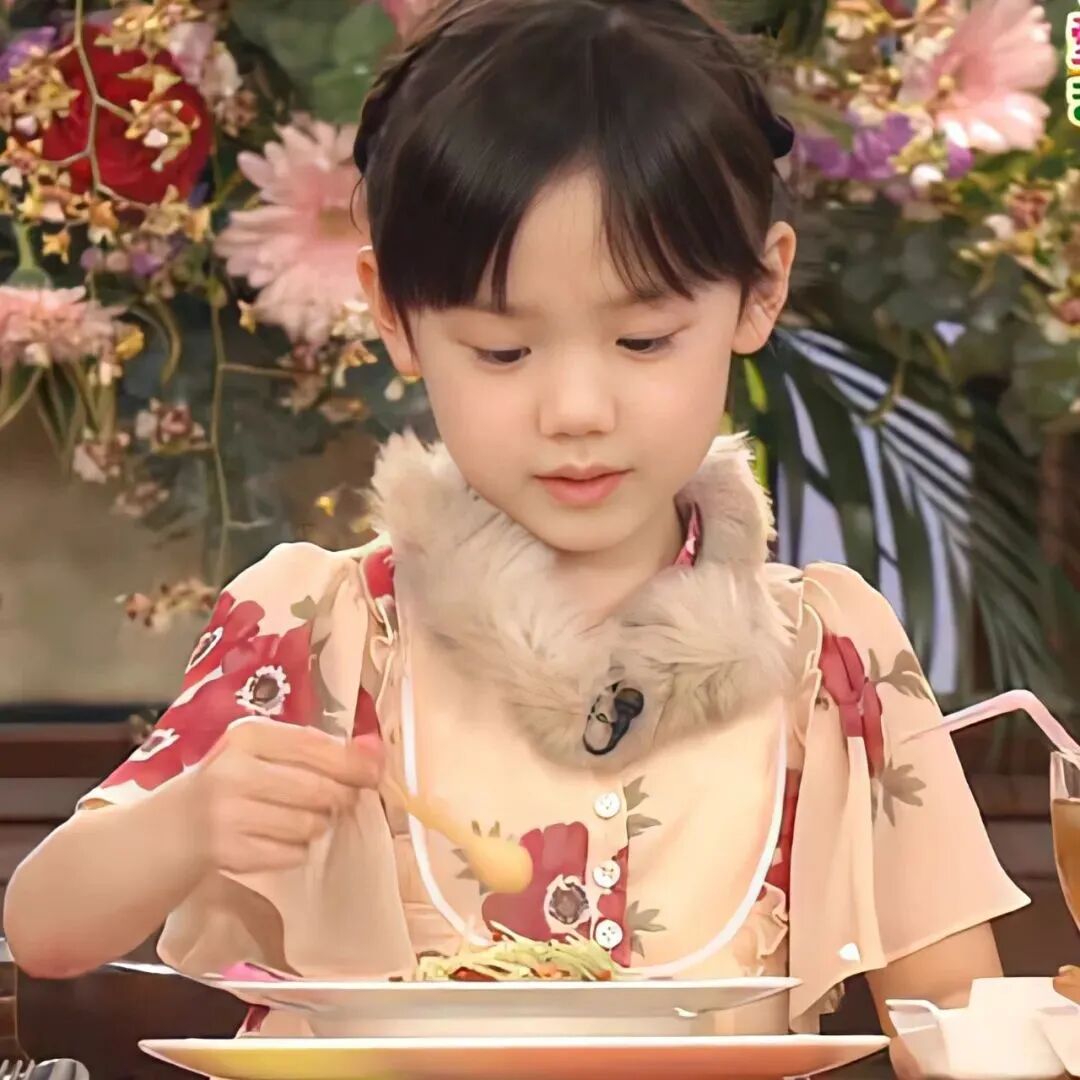 可爱小女孩头像萌娃头像