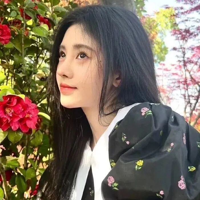 鞠婧祎头像侧脸女生头像