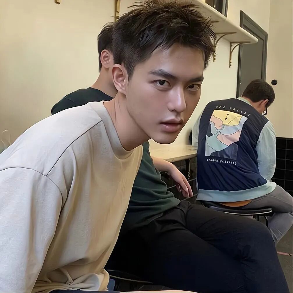 酷酷男生头像