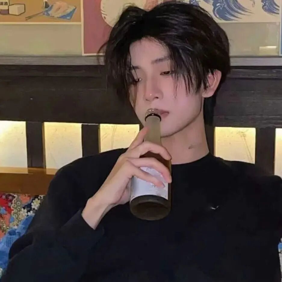 酷酷男生头像
