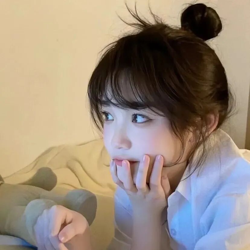 可爱女生头像侧脸女生头像