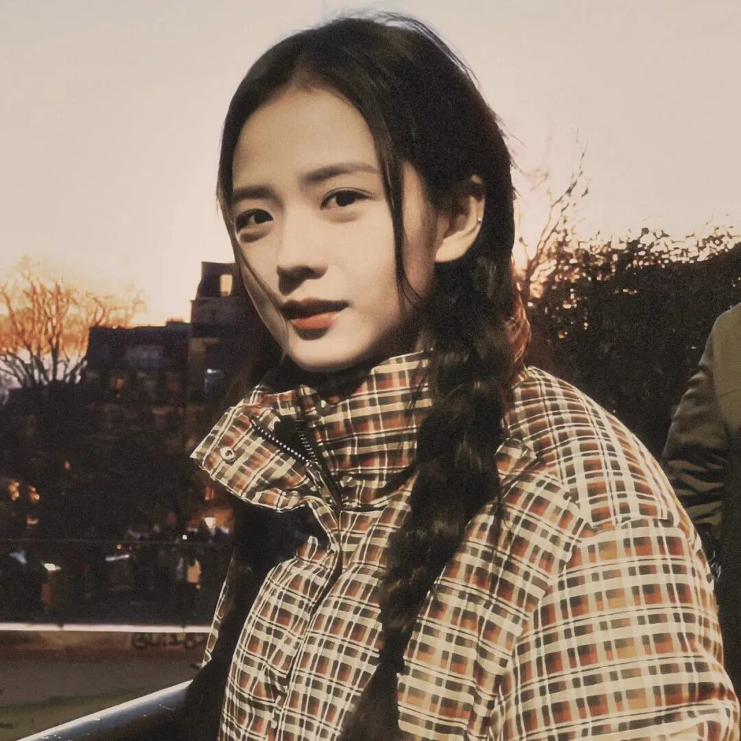 金智秀头像女生头像jisoo头像氛围感女生头像