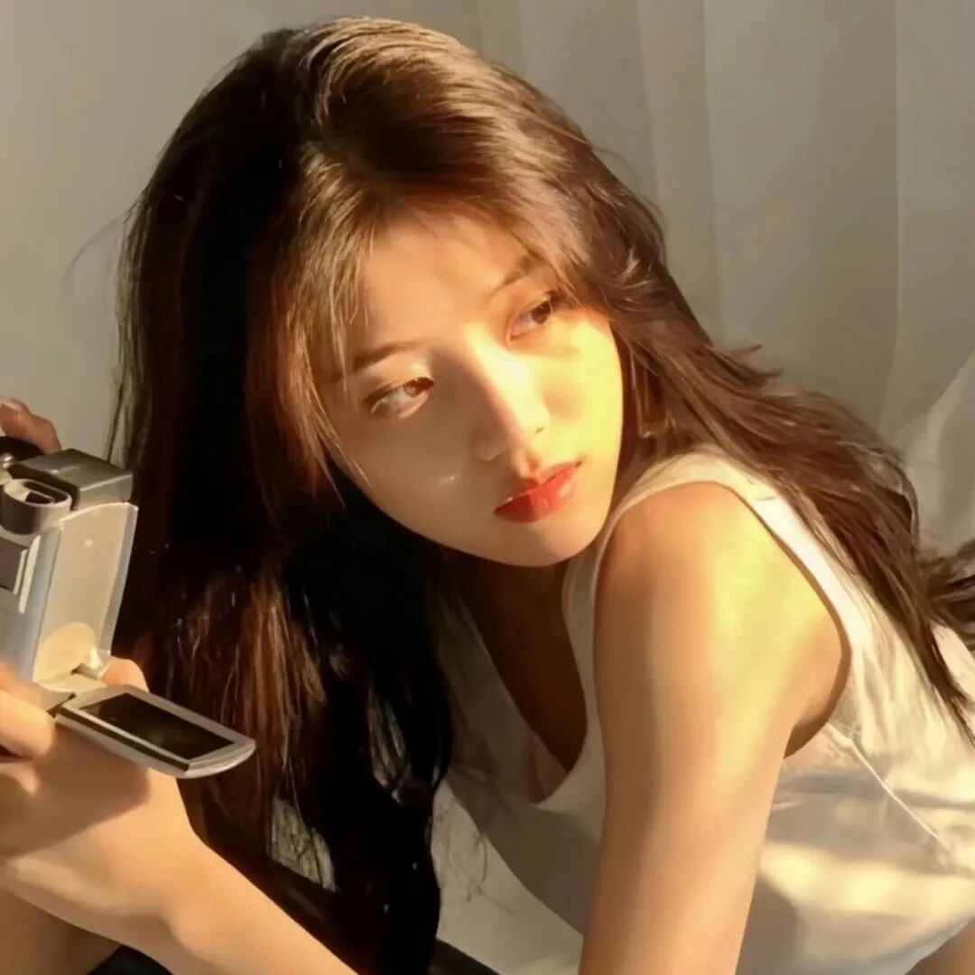光感女生头像