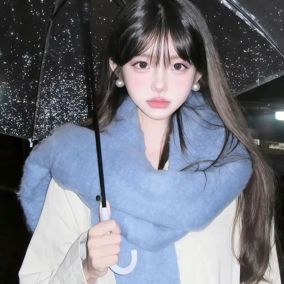 撑伞冬天温柔女生头像