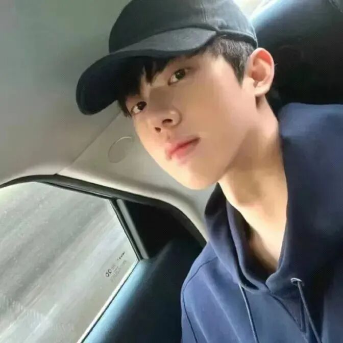 车内小众男生头像