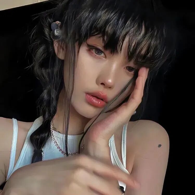 高冷女生头像