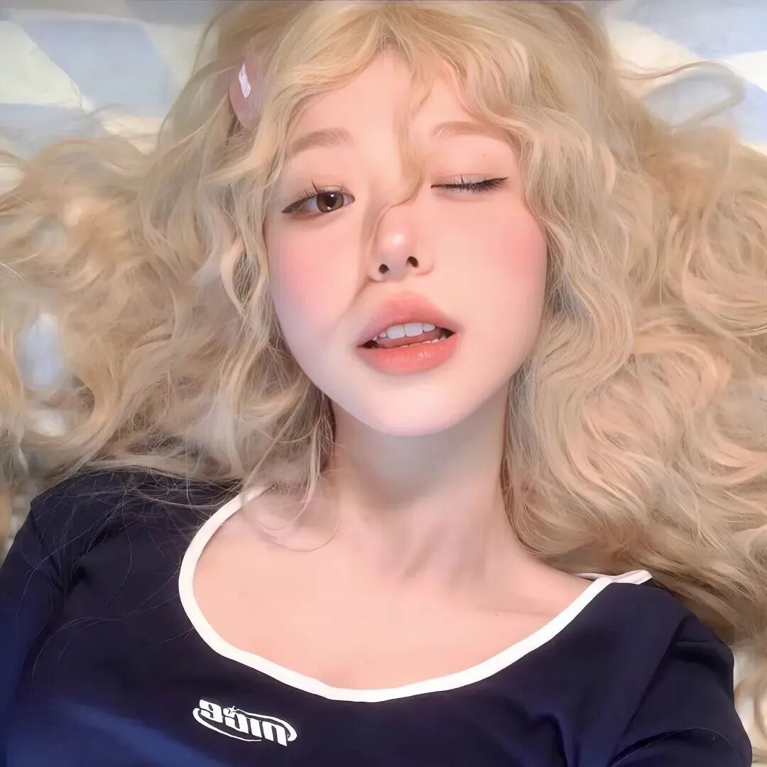 甜酷女生头像