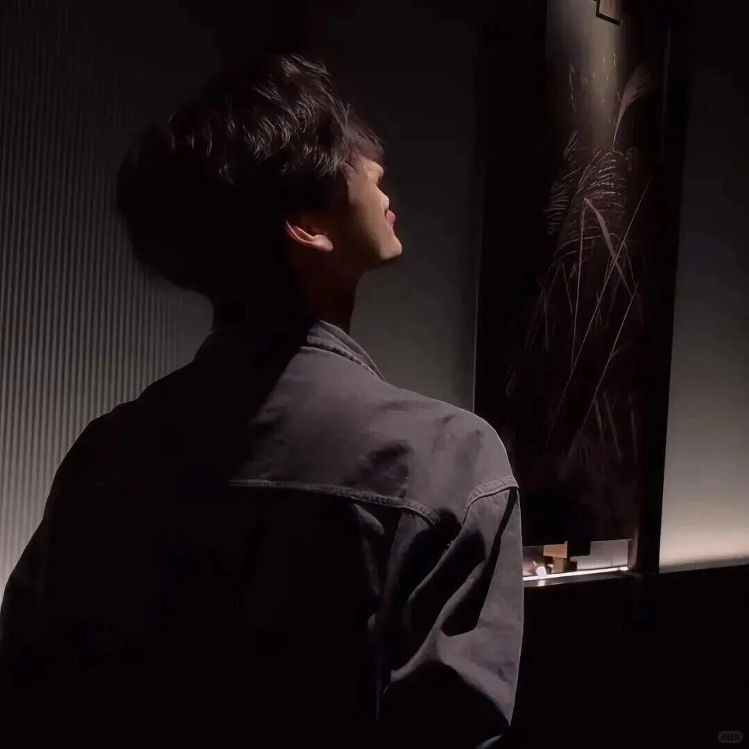 小众不露脸男生头像