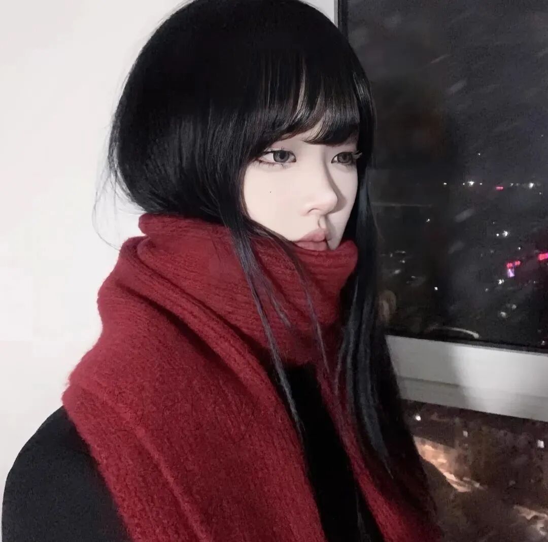 围巾小众女生头像