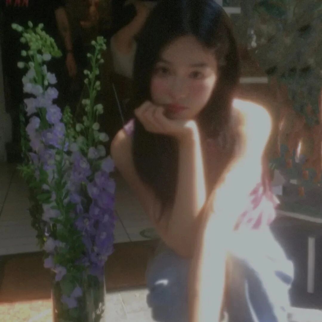 朦胧纯欲女生头像