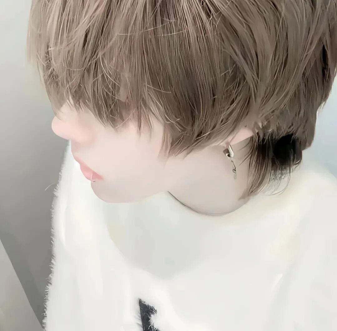 个性侧脸男生头像
