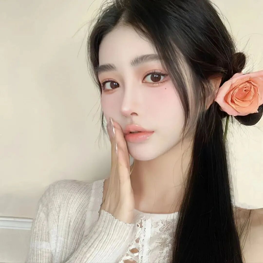鲜花温柔女生头像