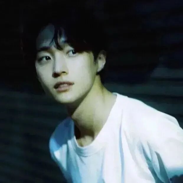帅气男生头像