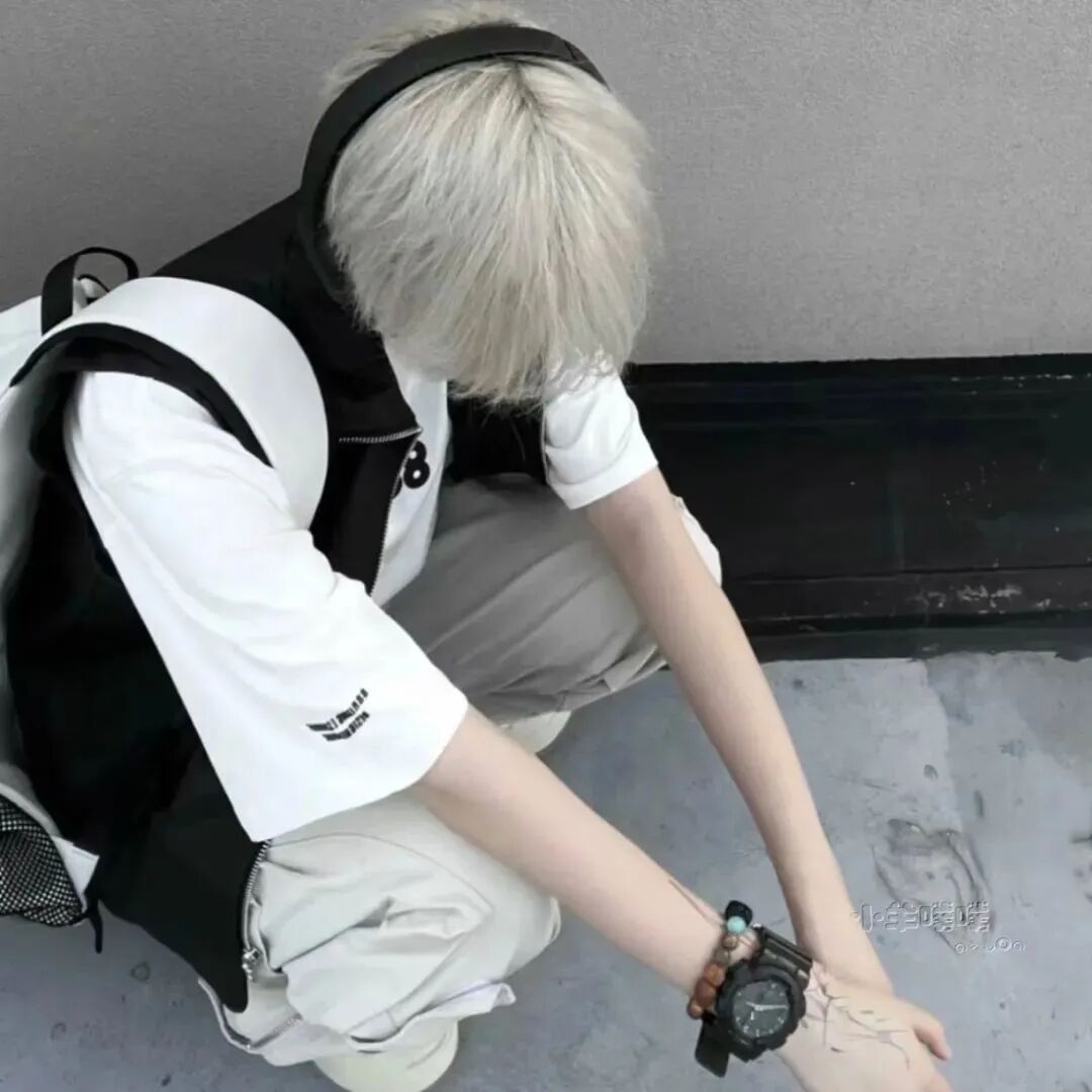 chaoliudunlovedun潮流真人情侣头像