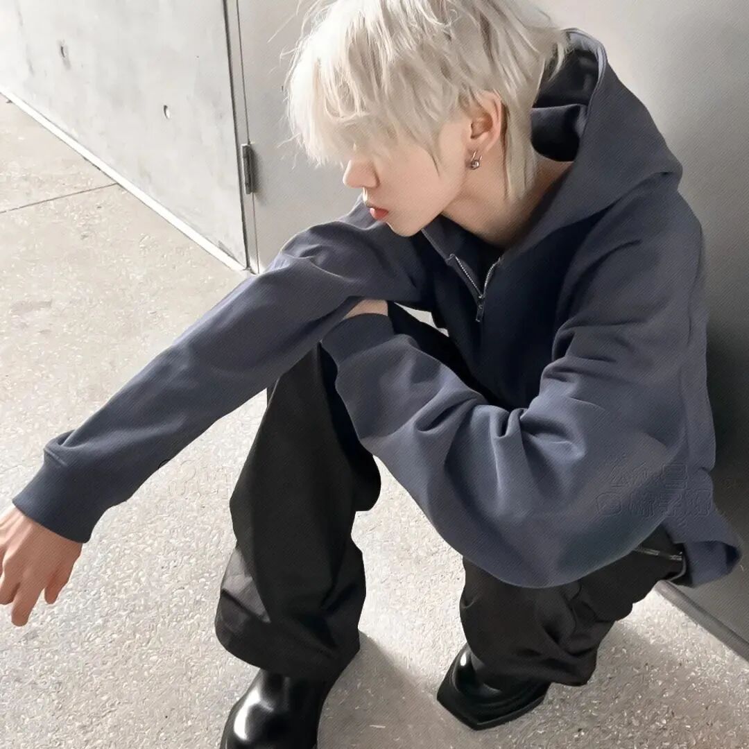 痞帅侧脸男生头像