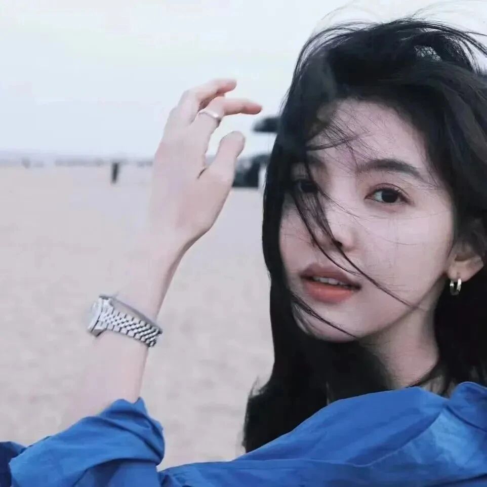 章若楠爱豆甜美爱笑女生头像