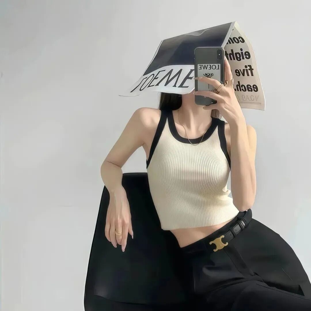 御姐看书不露脸女生头像