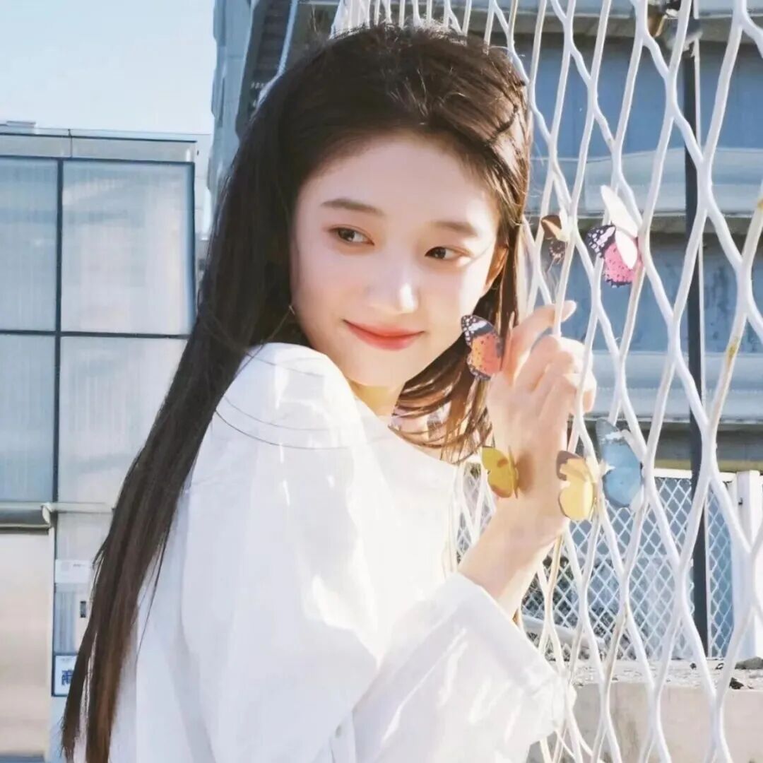 清冷女生头像