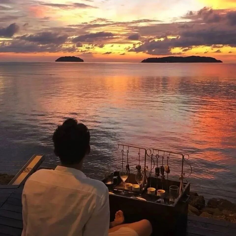 氛围感男生头像不露脸头像海边头像