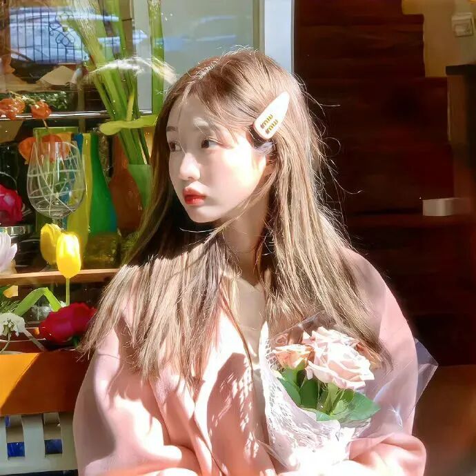女生头像侧脸头像鲜花头像