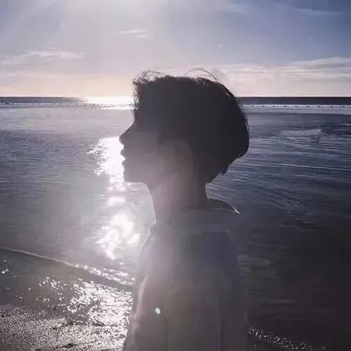 氛围感男生头像氛围感头像侧脸头像海边头像