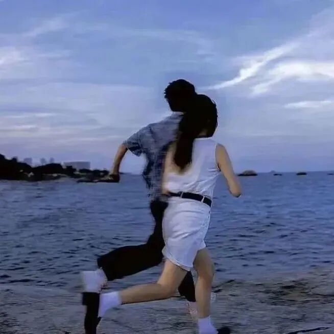 真人情侣头像氛围情侣头像海边头像